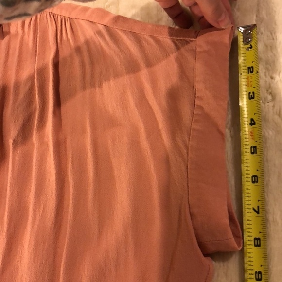 M Madewell Central Drapey Shirt 100% viscose and oversized fit. Peachy pink. EUC - Picture 13 of 14